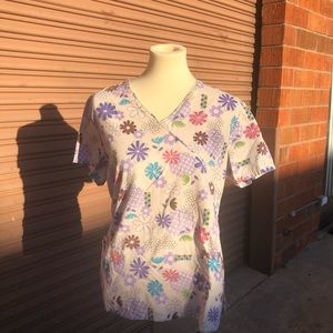 Scrubs top
